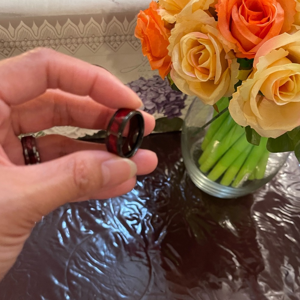 Elegant Black Ring